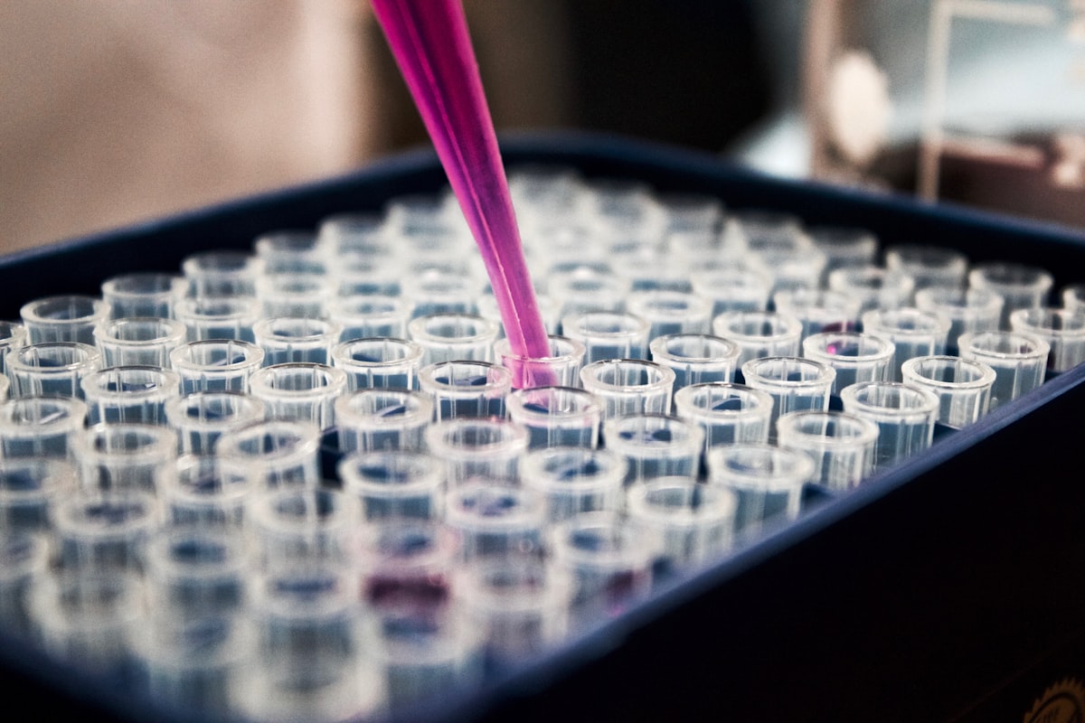 Laboratory research with pipette